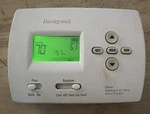Honeywell TH4210D1005 Thermostat Used **tested** Very. Price: $195.00.