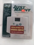 Hunter Thermostat Digital Electronic Just Right Heat & Cool Model 42999B Lcd Open. Price: $24.99.