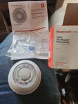 Honeywell T87K1007 Heat Only Thermostat - Vintage Round Style New. Price: $40.00.