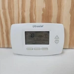 Tested Honeywell TB7220U1004 Ultrastat Commercial 7-DAY Programmable Thermostat Used. Price: $89.99.